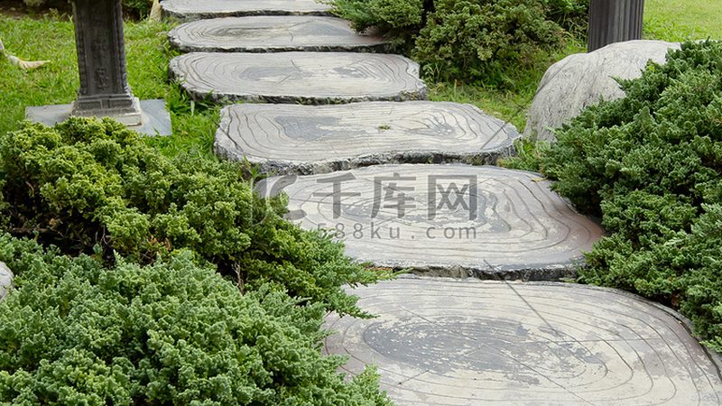 成都垂直绿化墙：成本构成与影响因素解析